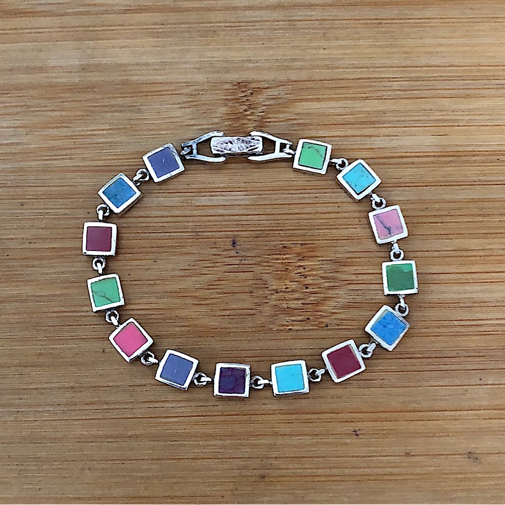 $148 Signed Native American Designer Estate Bracelet Sterling Copyright SE 925